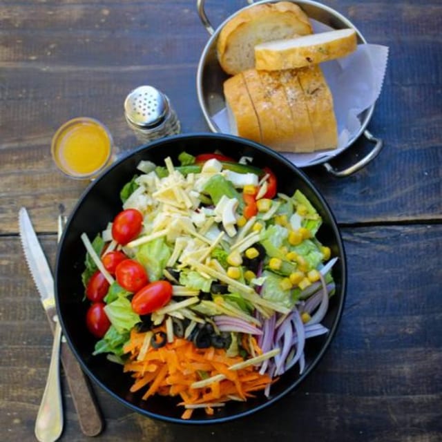 Salada Da Casa.