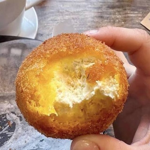 Coxinha De Frango Salgadinho.