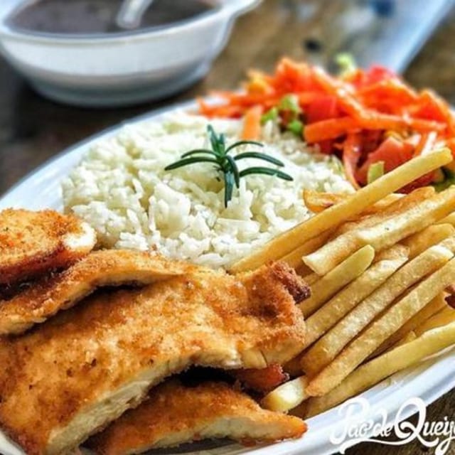 Milanesa Crispy Chicken Meal - PF Milanesa.